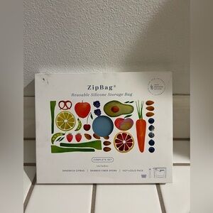 Two Pillars Zip Bag Reusable Silicone Bag